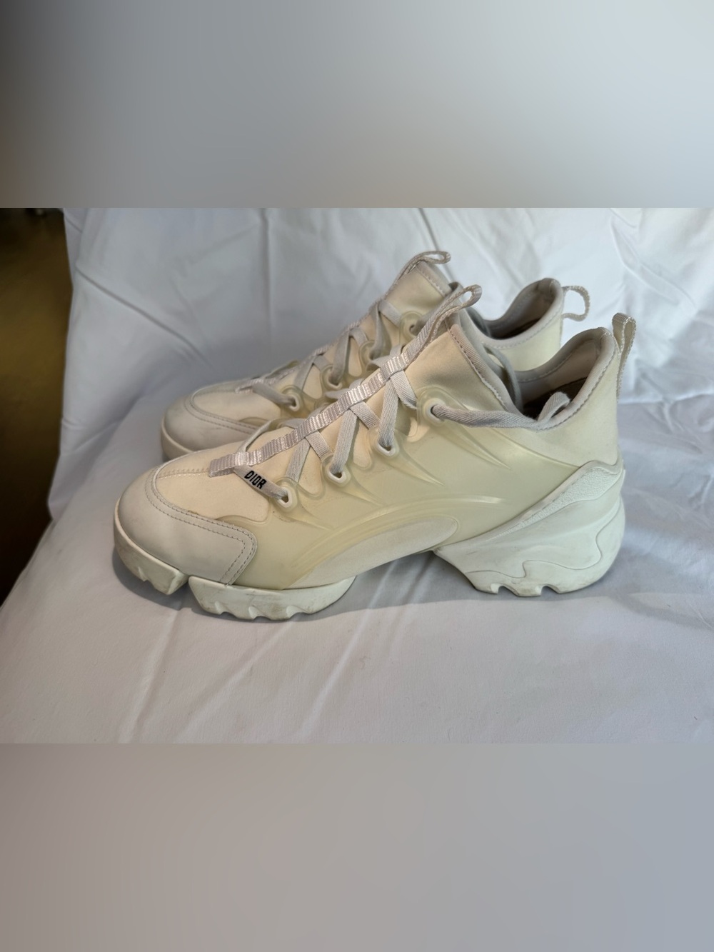 Christian Dior D Connect White/Cream Low Top Lace-Up Athletic Sneakers Womens